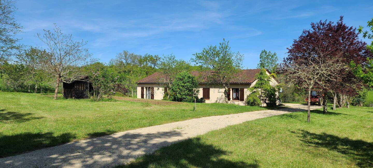 Maison familiale avec vue et sans voisins ni travaux