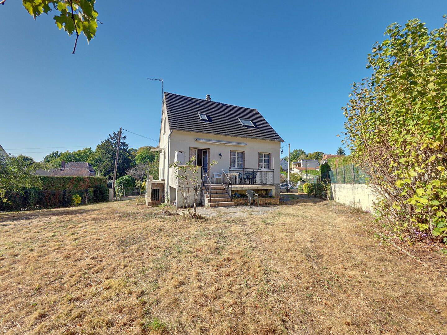 Maison 5 pièces 90 m² · à Maintenon · 90 m² · 180 500 €
