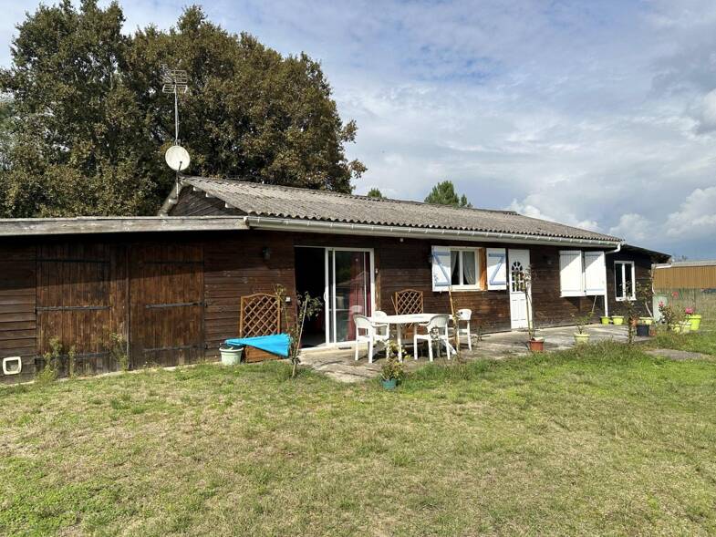 Maison en viager occupé Bouquet 135 000 € 4 pièces 1 chambre 75 m² 2 200 m² de terrain Saint-Aubin-de-Blaye 33820