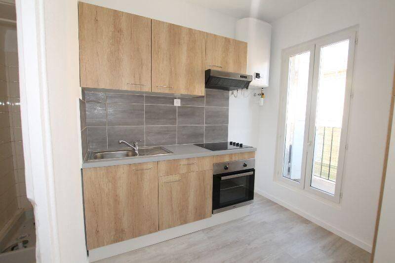 Appartement 2 pièces 27 m² · à Marseille 7ème Arrondissement · 26,5 m² · 610 €
