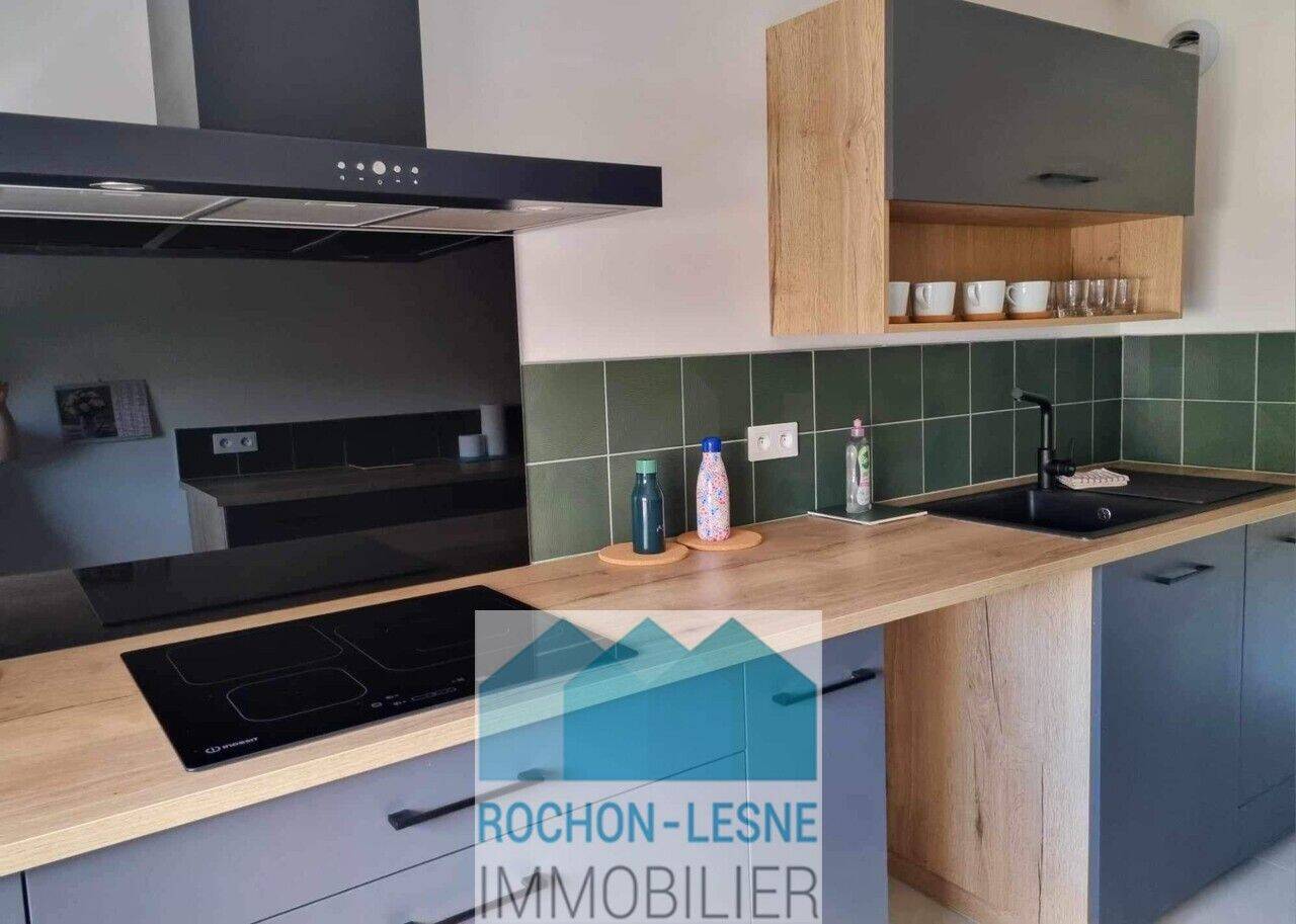 Appartement 3 pièces 76 m² · à Lyon 7ème Arrondissement · 75,5 m² · 1 461 €