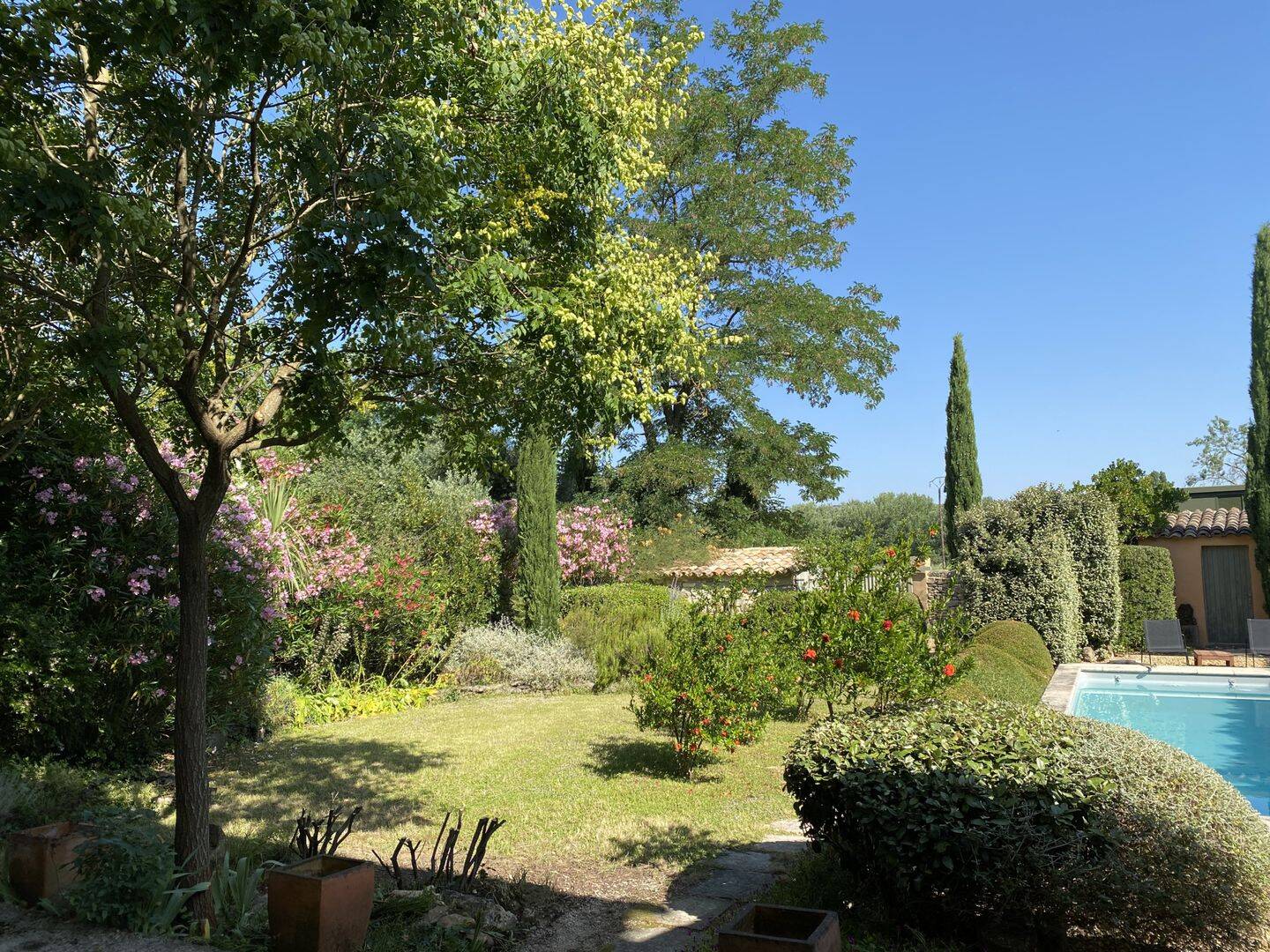 Maison 7 pièces 215 m² · à Saint-Quentin-la-Poterie · 215 m² · 748 000 €