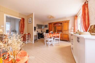 Appartement à vendre 99 500 € 3 pièces 2 chambres 71 m² Sous le toit, Étage 3/3 Romagnat 63540