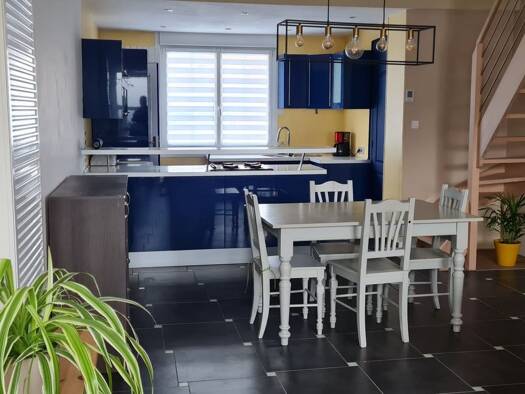 Maison à vendre 172 000 € 4 pièces 2 chambres 70 m² 96 m² de terrain Centre-Plat Vinage Roncq 59223