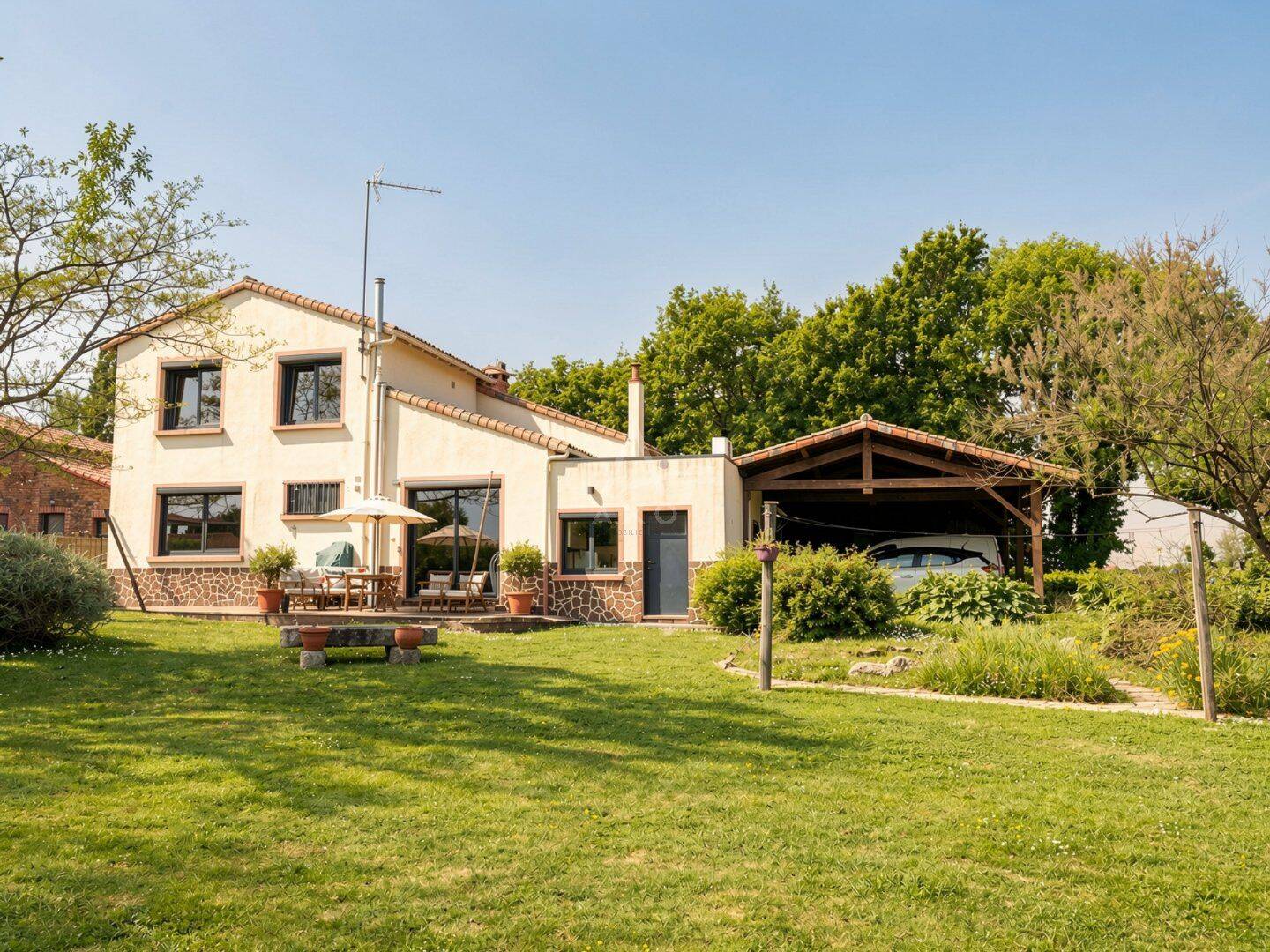 Maison 6 pièces 139 m² · à Montaigu-Vendée · 139 m² · 280 000 €