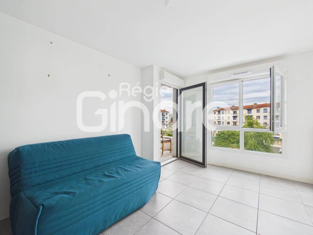 Appartement 3 pièces 55 m² · à Villeurbanne · 55 m² · 910 €/mois