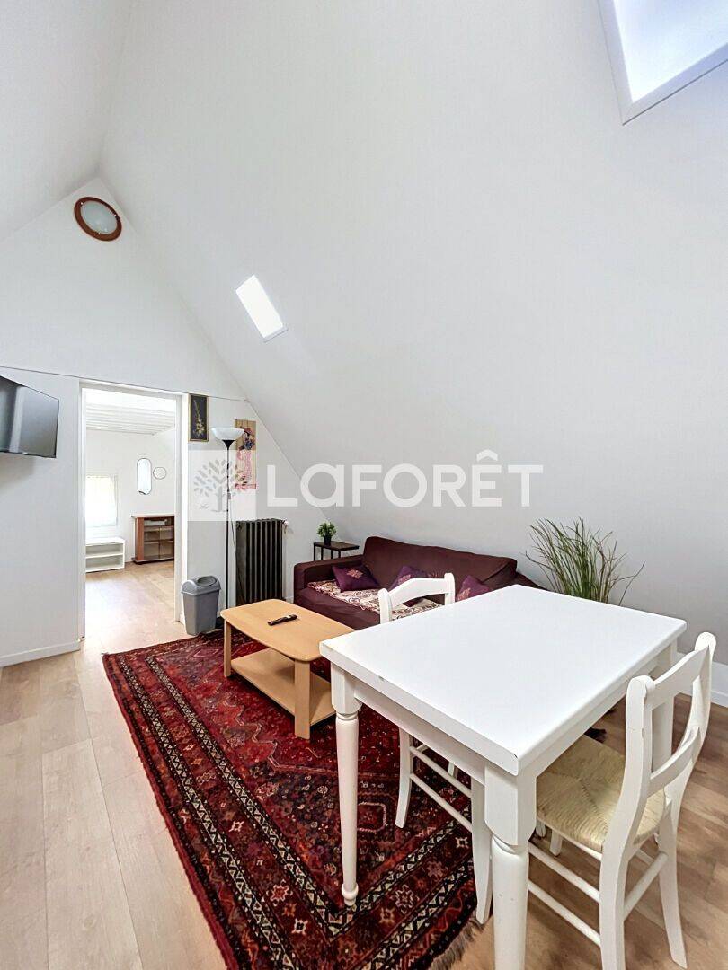 Appartement 2 pièces 32 m² · à Saint-Germain-en-Laye · 31,7 m² · 1 220 €