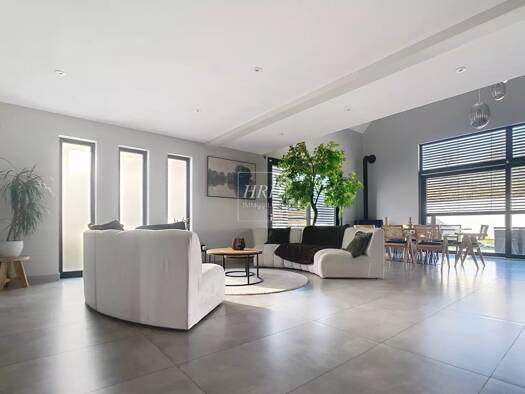 Maison à vendre 799 500 € 5 chambres 213,1 m² Kuttolsheim 67520