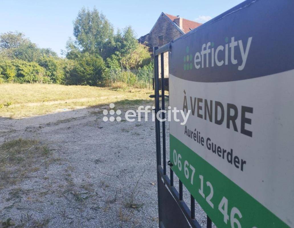 Maison 10 pièces 280 m² · à Selongey · 280 m² · 259 000 €