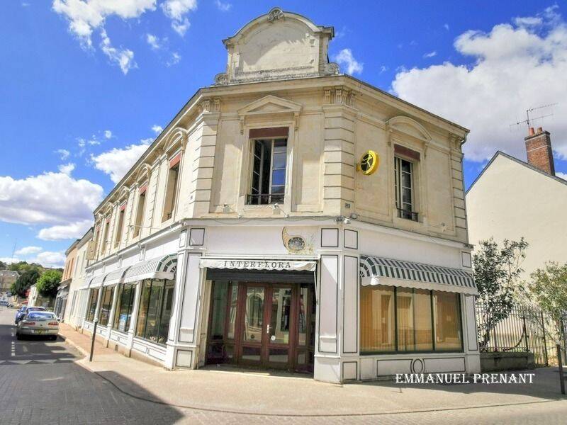 Maison 5 pièces 180 m² · à Saint-Calais · 180 m² · 117 700 €