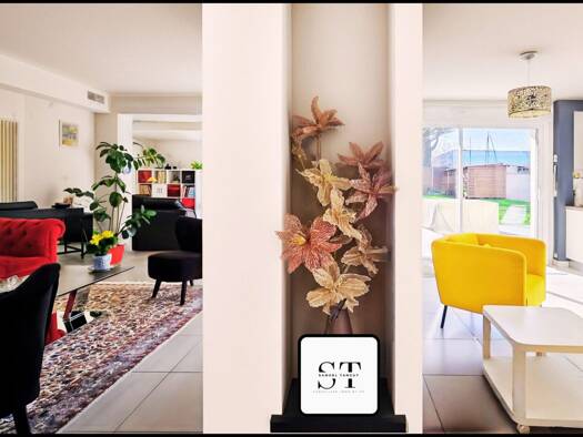 Maison à vendre 579 600 € 6 pièces 5 chambres 207 m² 696 m² de terrain Savarières Saint-Sébastien-sur-Loire 44230