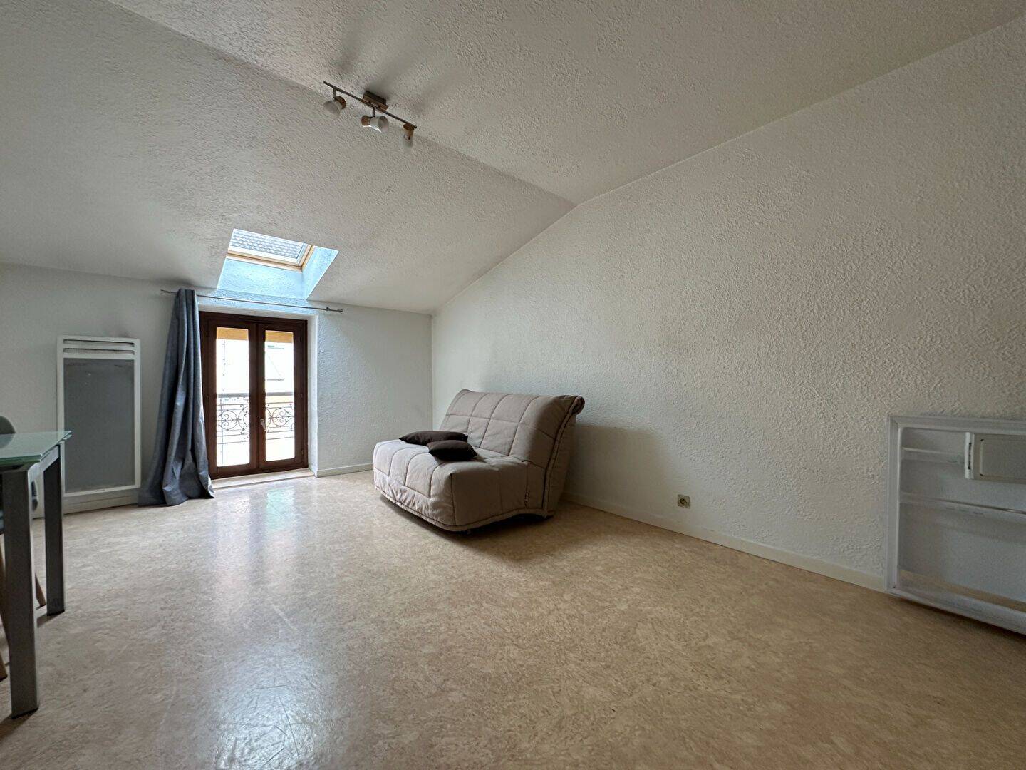 Appartement 1 pièce 25 m² · à Moirans · 25 m² · 320 €/mois