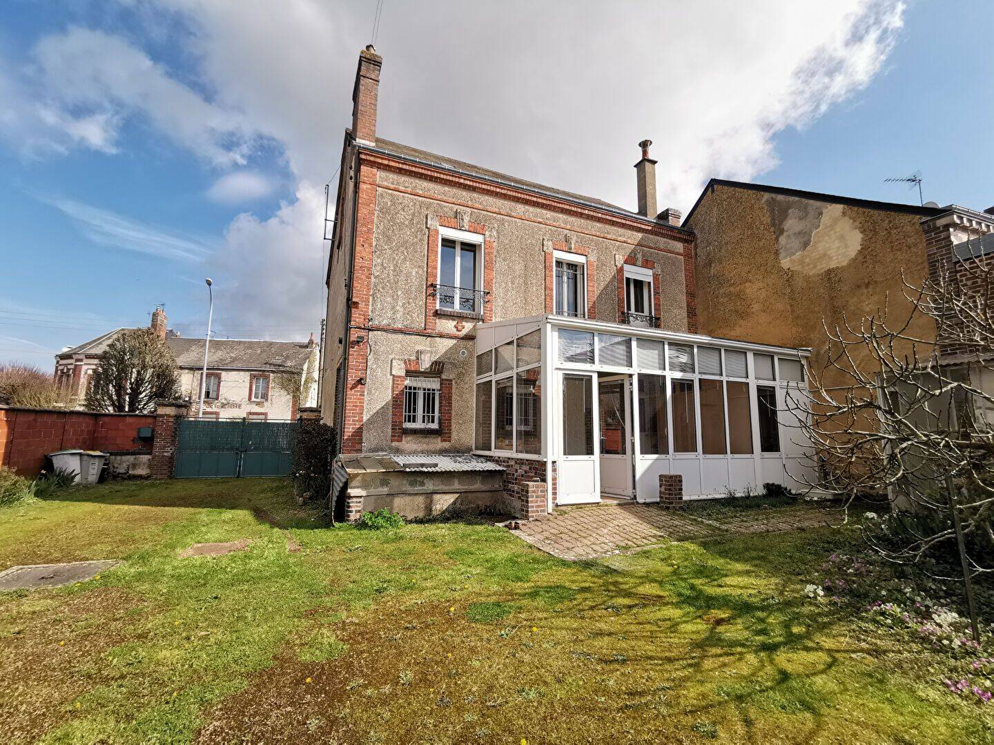 Maison 6 pièces 153 m² · à Brou · 153 m² · 168 540 €