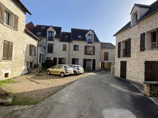 Appartement à vendre 129 000 € 1 pièce 26 m² Étage 1/2 Les Berthelées-Les Coteaux-Les Perruchet Auvers-sur-Oise 95430