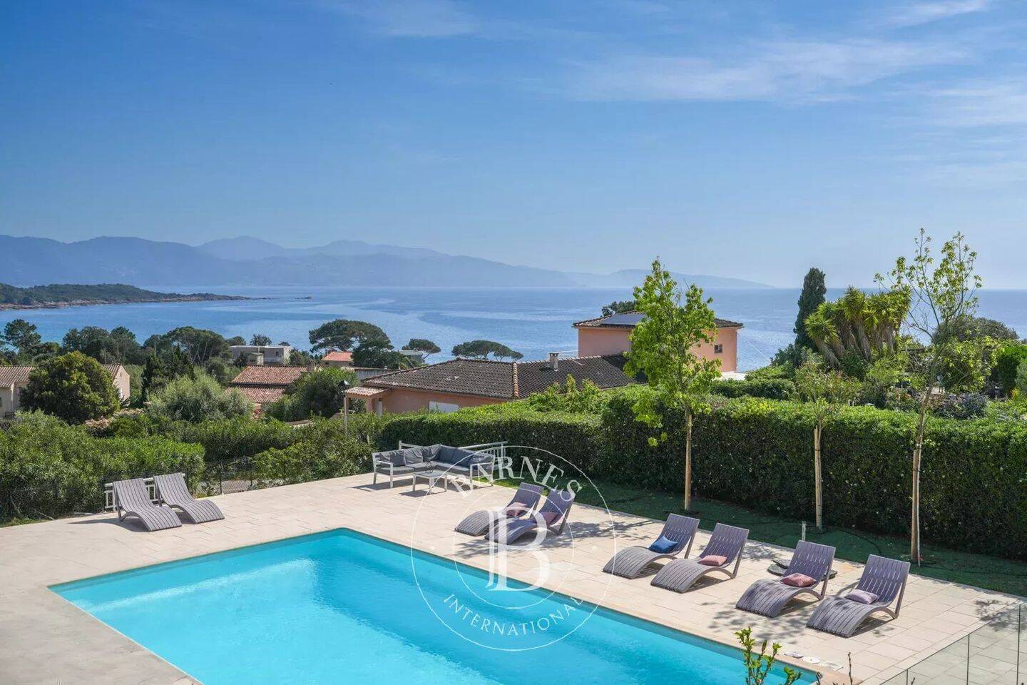 Maison 9 pièces 332 m² · à Ajaccio · 332,1 m² · 1 580 000 €
