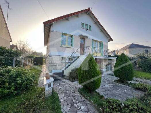 Maison à vendre 299 000 € 4 pièces 3 chambres 90 m² 427 m² de terrain Quincy-sous-Sénart 91480