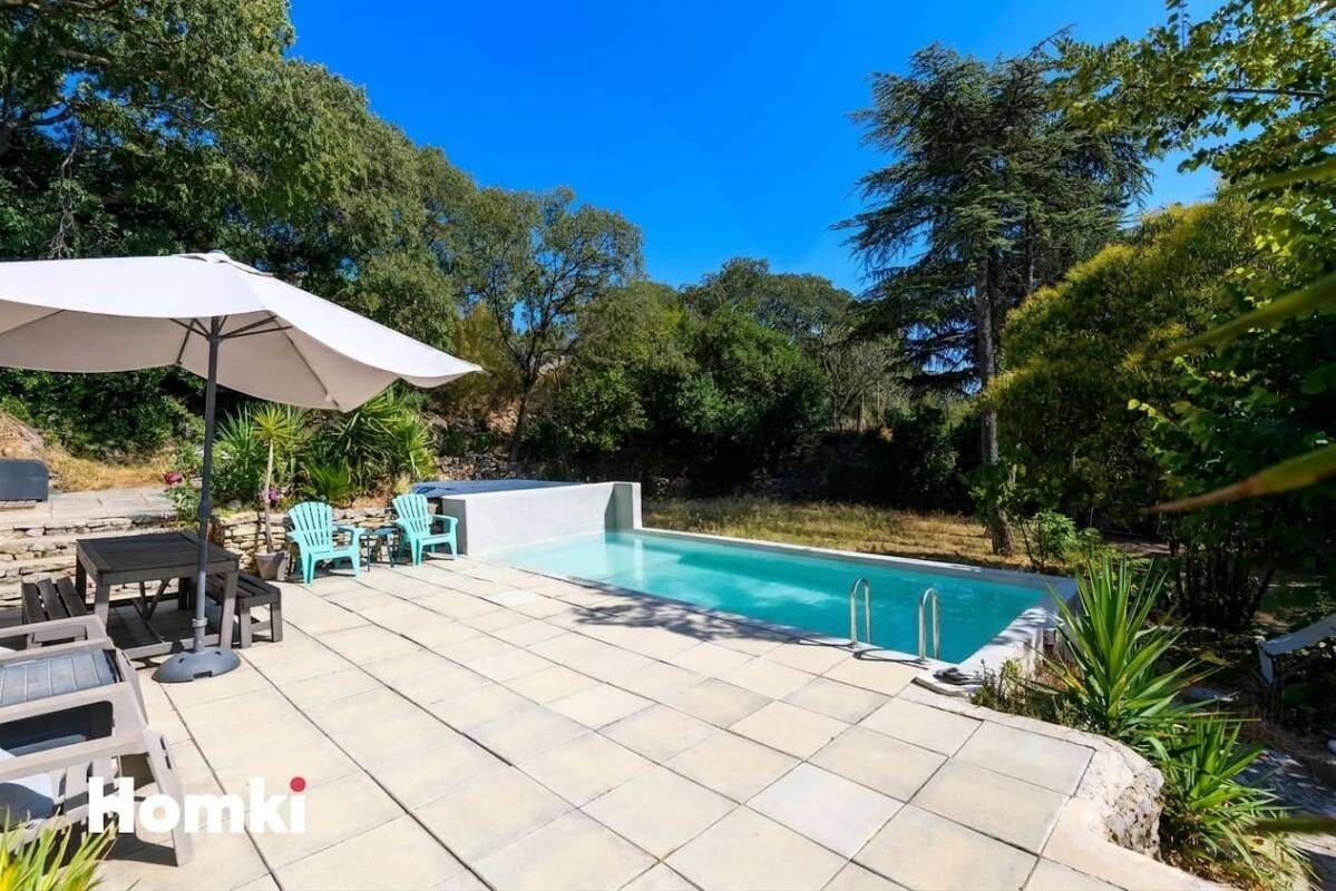 Maison 5 pièces 102 m² · à Nîmes · 102 m² · 350 000 €