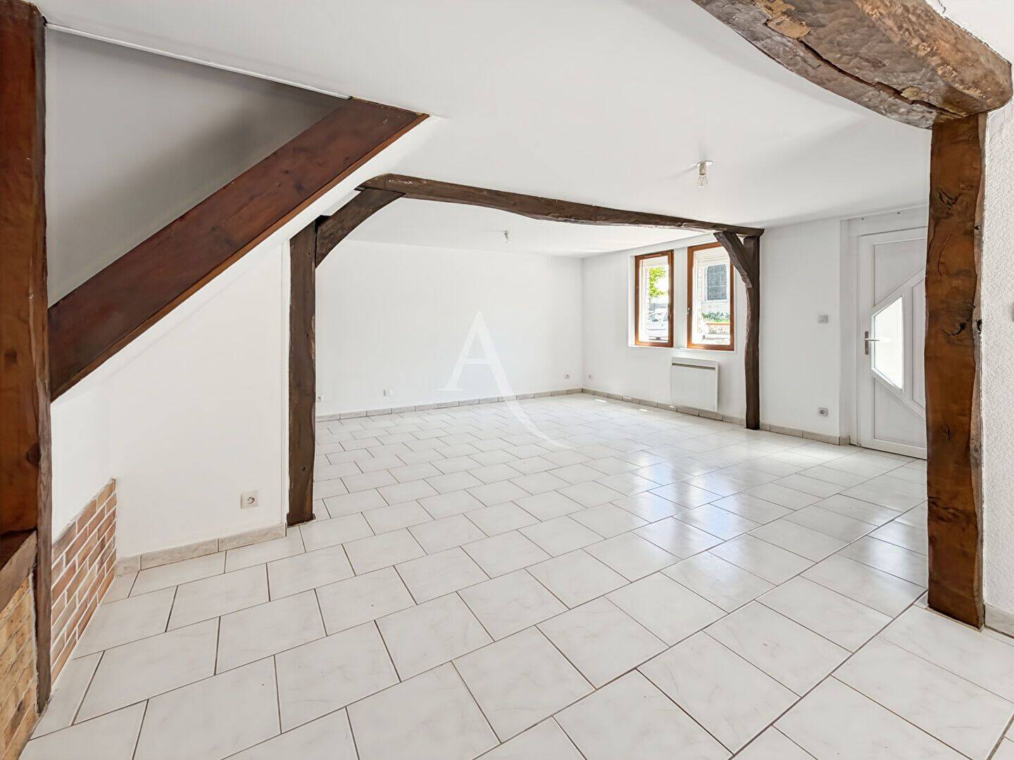 Maison 3 pièces 77 m² · à Charleval · 76,9 m² · 695 €