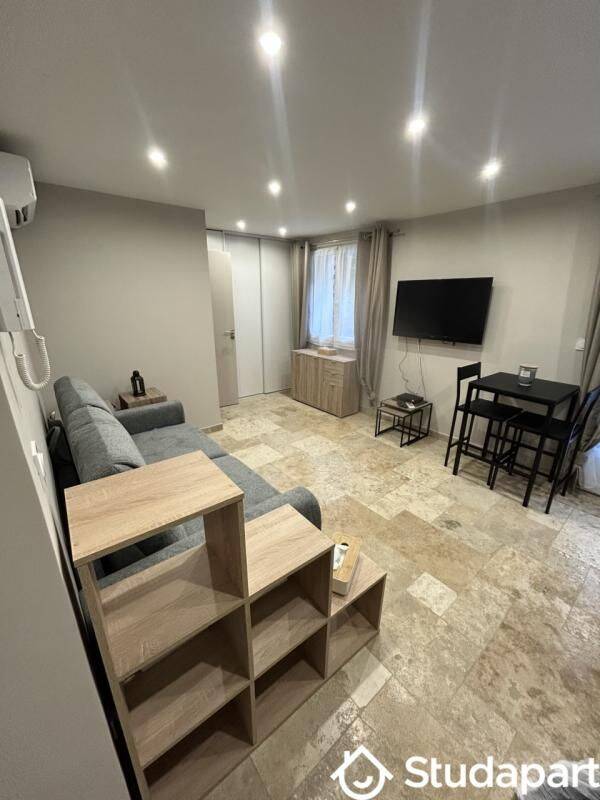 Maison 1 pièce 20 m² · à Cagnes-sur-Mer · 20 m² · 900 €/mois