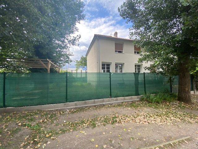 Maison 5 pièces 11 m² · à Nanterre · 11 m² · 595 €/mois