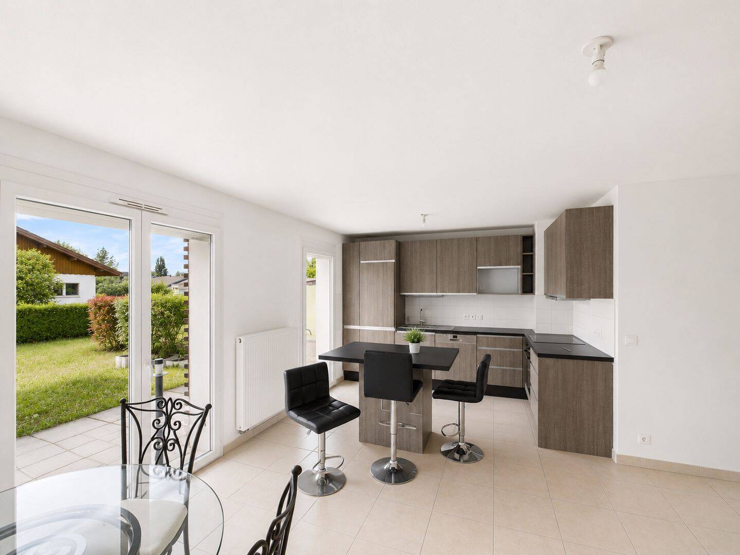 Appartement 4 pièces 80 m² · à Évian-les-Bains · 80 m² · 400 000 €