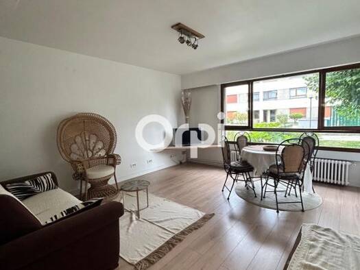 Appartement à louer 1 100 € 3 pièces 2 chambres 62,7 m² Emeraude Longjumeau 91160