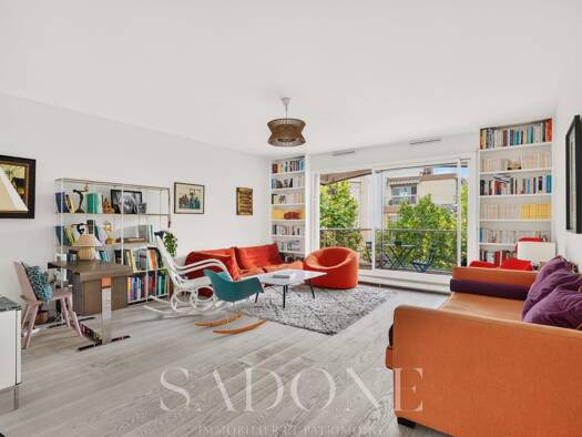 Appartement à vendre 1 580 000 € 5 pièces 3 chambres 114 m² Étage 4/4 Parc d'Orléans Neuilly-sur-Seine 92200