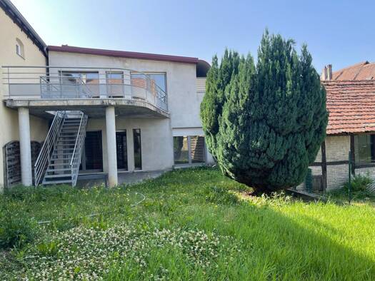 Maison à louer 2 050 € 5 pièces 4 chambres 164 m² Mittelhausbergen 67206