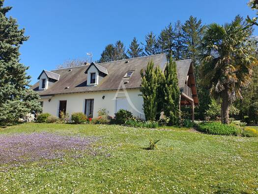 Maison à vendre 299 000 € 6 pièces 3 chambres 167 m² 3 199 m² de terrain Seigy 41110