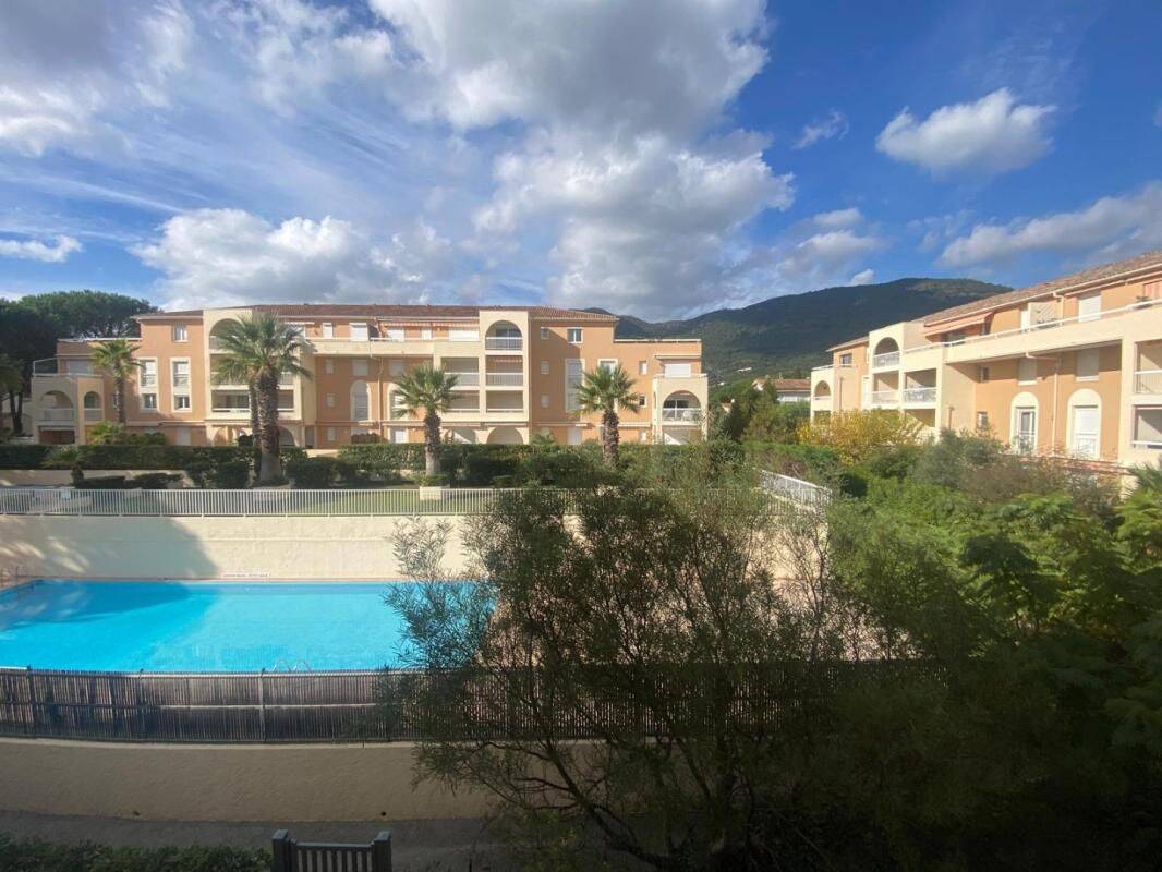 Appartement 3 pièces 55 m² · à Cavalaire-sur-Mer · 55 m² · 1 195 €/mois