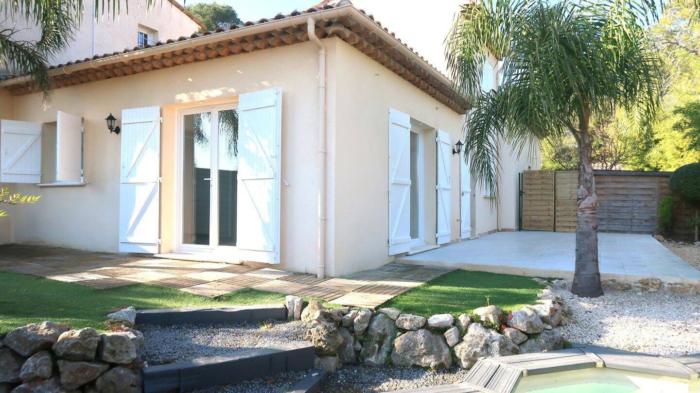 Maison 4 pièces 72 m² · à Mougins · 72 m² · 1 649 €/mois