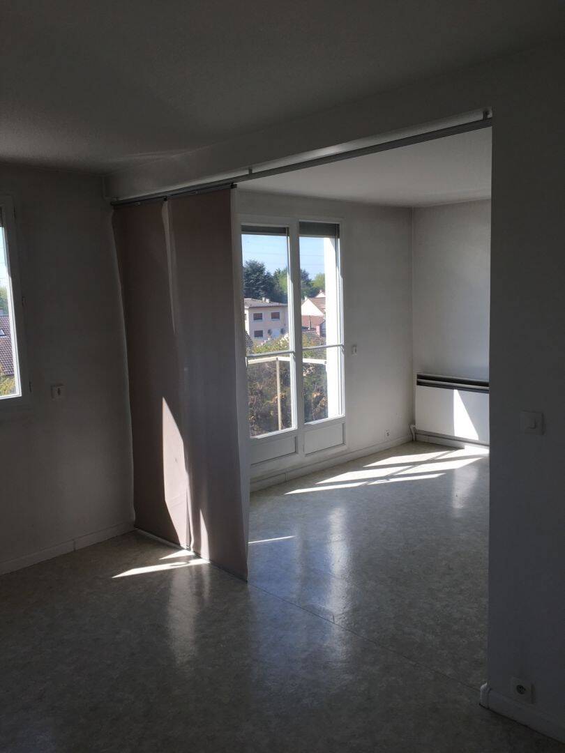 Appartement 4 pièces 68 m² · à Bois-d'Arcy · 68 m² · 980 €/mois