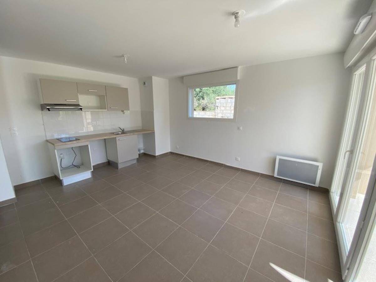 Appartement 3 pièces 62 m² · à Marguerittes · 62 m² · 734 €