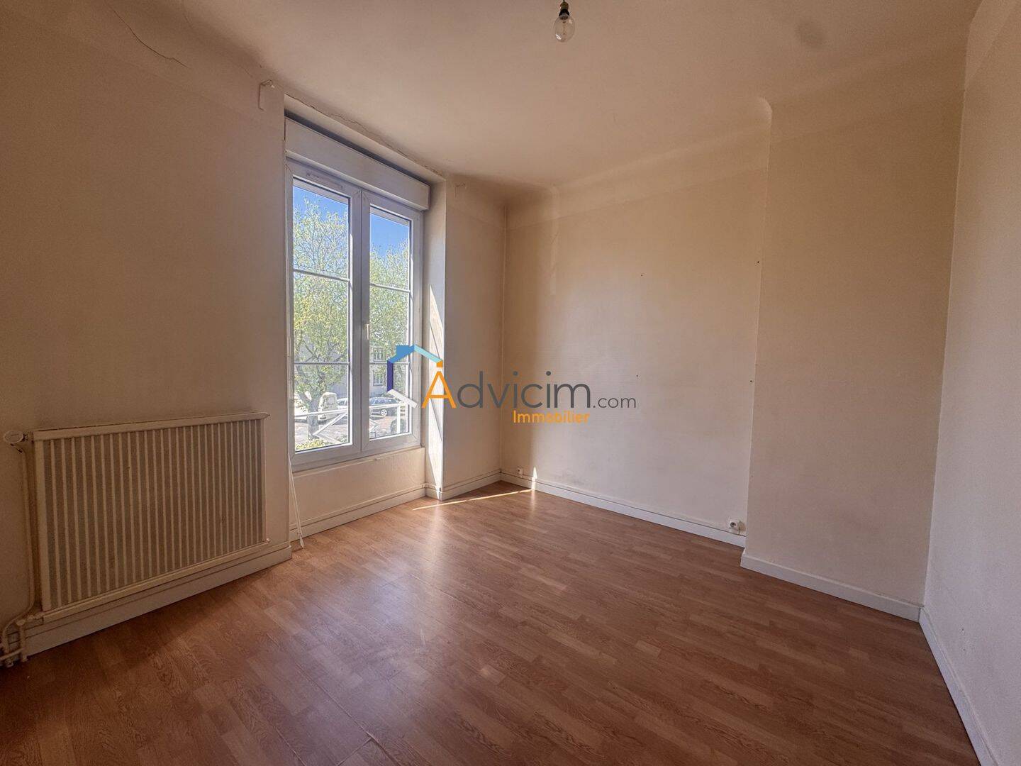 Appartement 3 pièces 76 m² · à Fleury-les-Aubrais · 76,3 m² · 696 €