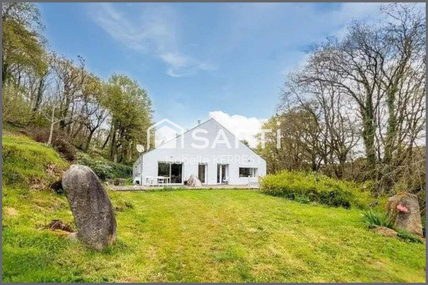 Maison 8 pièces 260 m² · à Sibiril · 260 m² · 349 000 €
