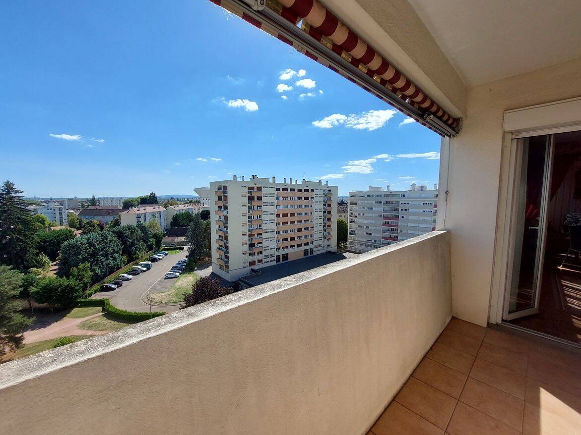 Appartement 4 pièces 75 m² · à Chalon-sur-Saône · 74,9 m² · 73 000 €