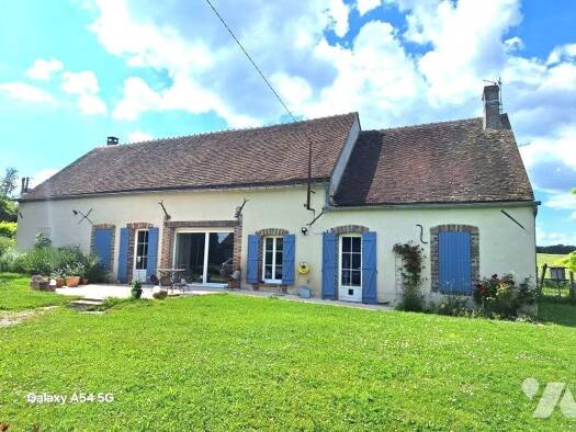 Maison à vendre 240 000 € 6 pièces 3 chambres 866 m² de terrain Chaumot 89500