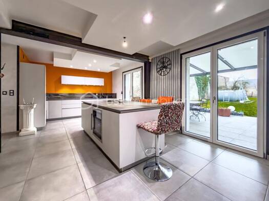 Maison à vendre 239 900 € 8 pièces 5 chambres 200 m² Vignot 55200