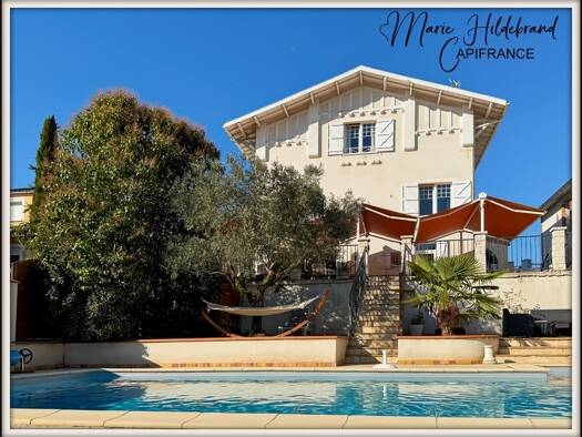 Maison à vendre 355 000 € 9 pièces 6 chambres 185 m² 1 060 m² de terrain Valence 82400