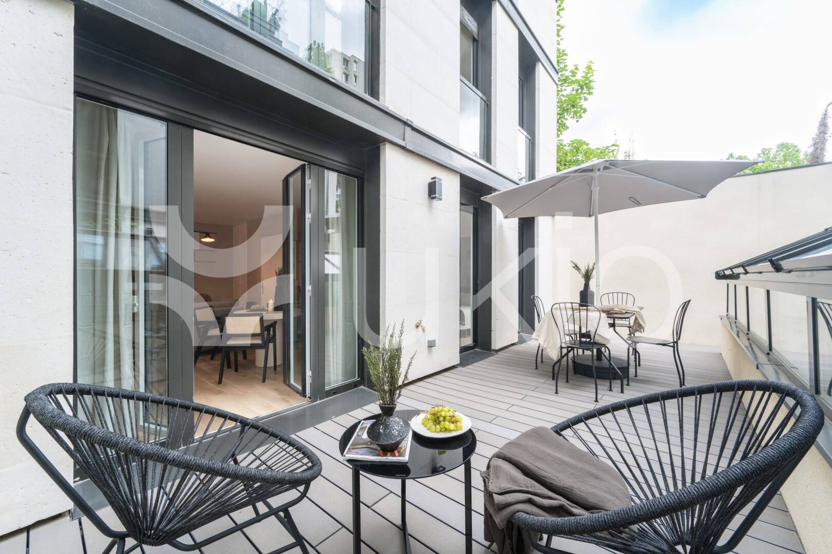 Appartement 2 pièces 72 m² · à Paris 20ème Arrondissement · 72 m² · 3 405 €