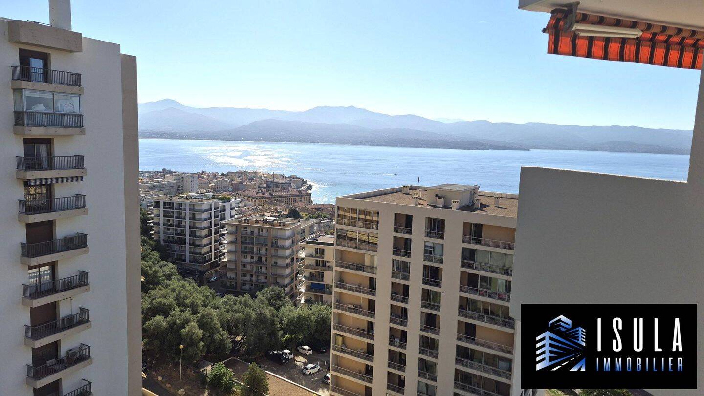 Appartement 1 pièce 33 m² · à Ajaccio · 33,2 m² · 700 €/mois