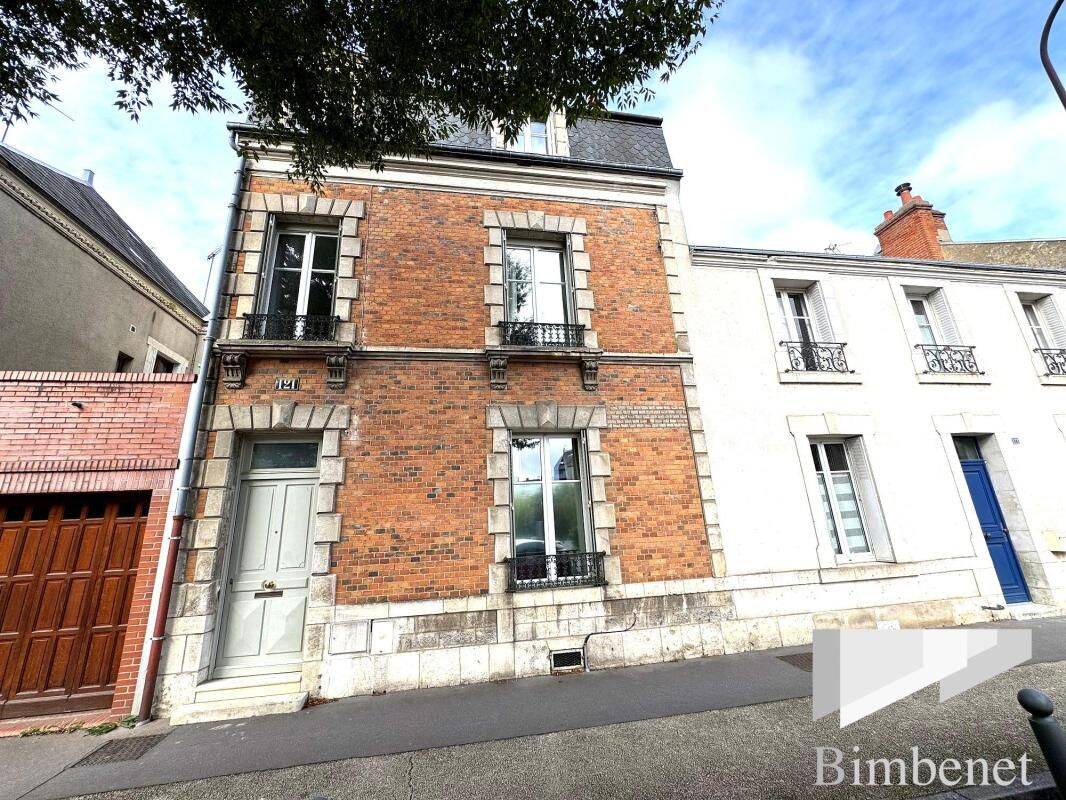 Maison 8 pièces 172 m² · à Orléans · 172 m² · 490 000 €