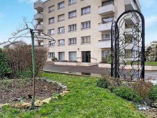 Appartement à vendre 169 000 € 4 pièces 2 chambres 88 m² RDC/5 Chemin Vert-Europe Reims 51100