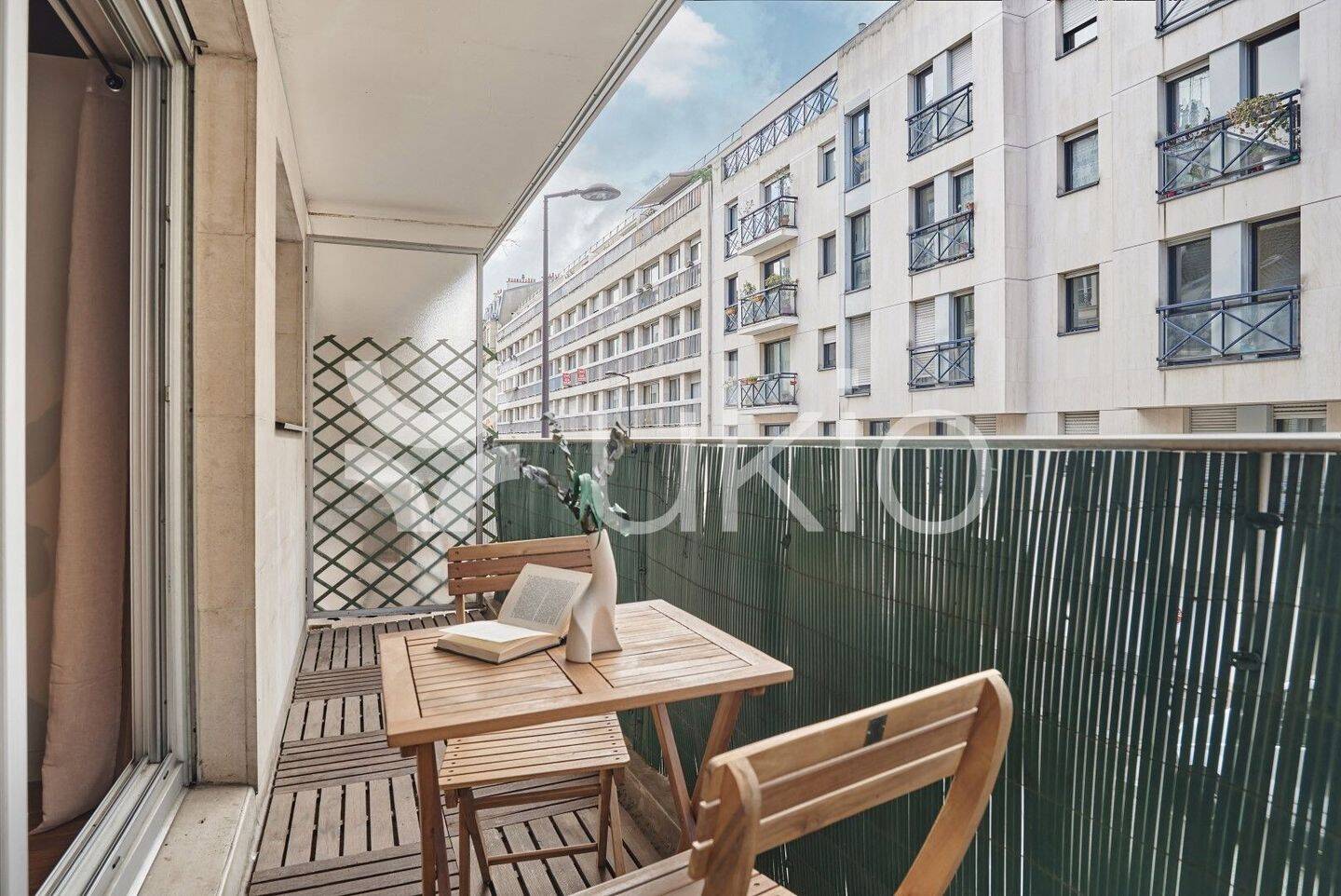 Appartement 2 pièces 57 m² · à Paris 17ème Arrondissement · 57 m² · 4 465 €/mois