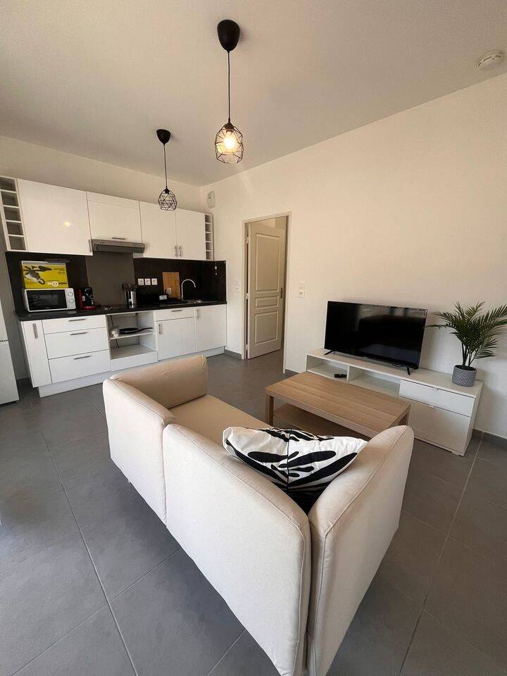 Appartement 2 pièces 34 m² · à Marseille 1er Arrondissement · 34 m² · 580 €/mois