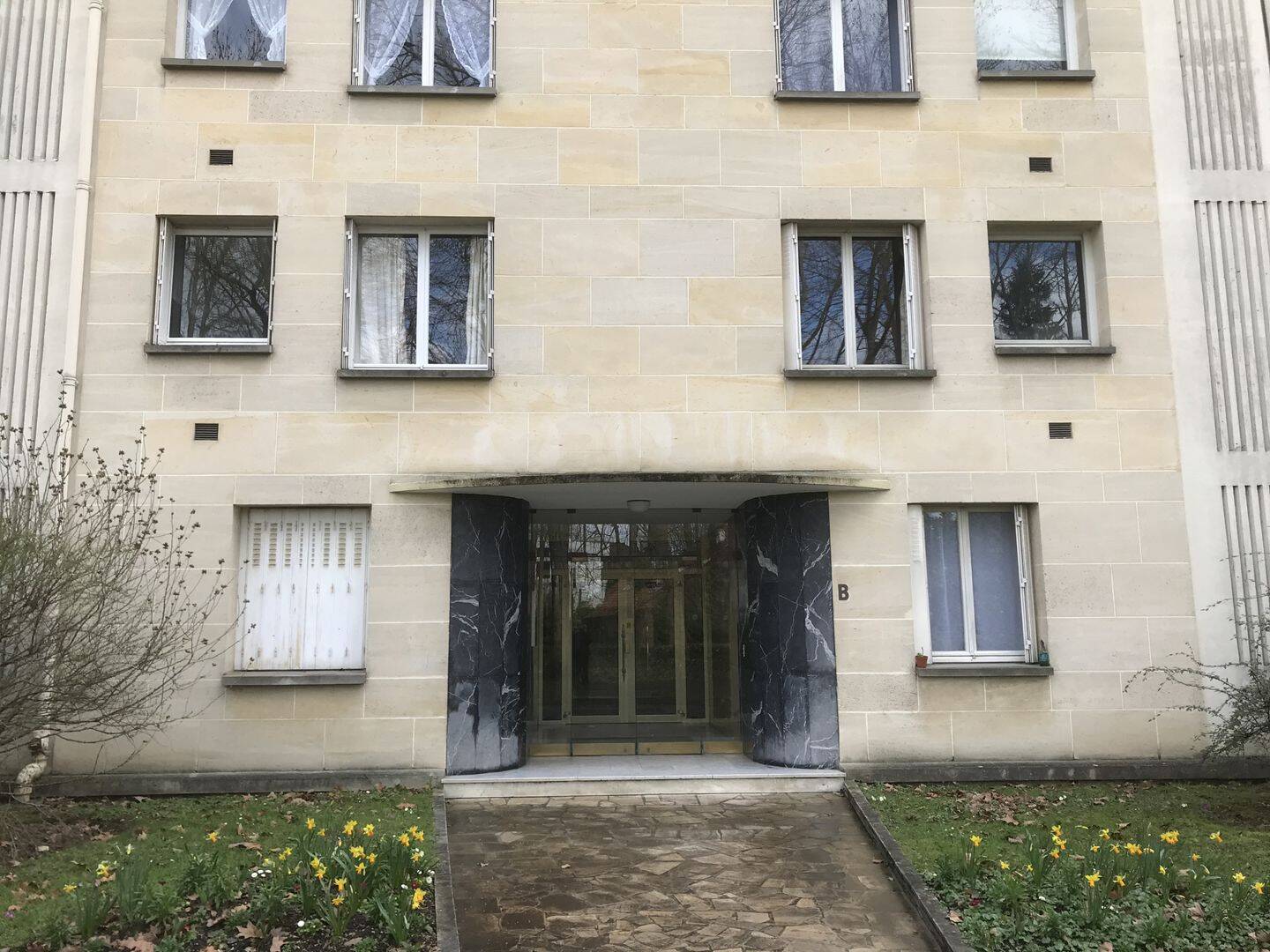 Appartement 4 pièces 100 m² · à Maisons-Laffitte · 99,7 m² · 2 600 €