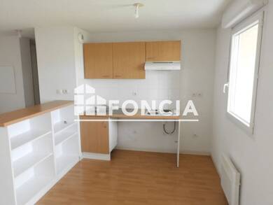 Appartement à louer 508 € 3 pièces 2 chambres 56,7 m² Étage 1/2 Zone d'Activité Sud Auch 32000