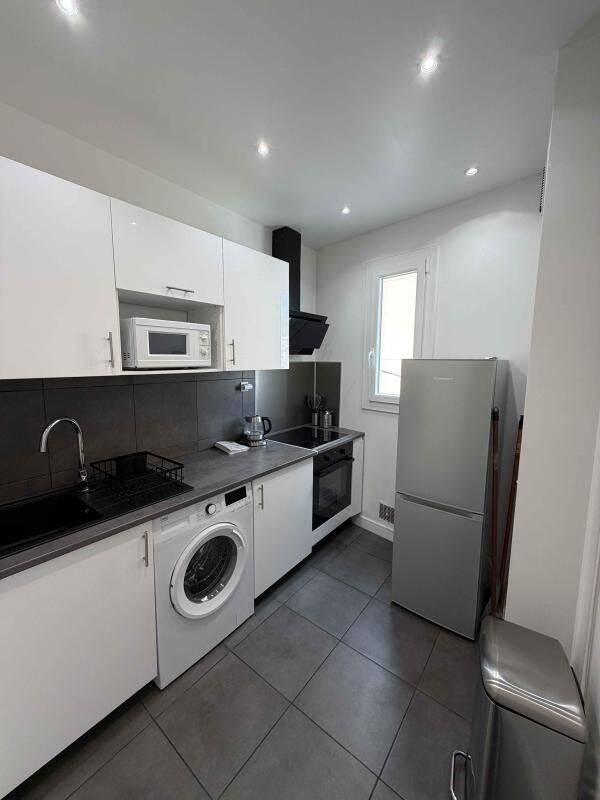 Appartement 1 pièce 24 m² · à Nice · 24 m² · 780 €