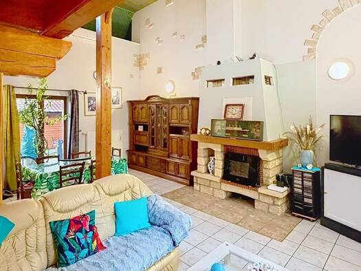 Maison à vendre 294 000 € 6 pièces 4 chambres 126 m² 626 m² de terrain Weckolsheim 68600