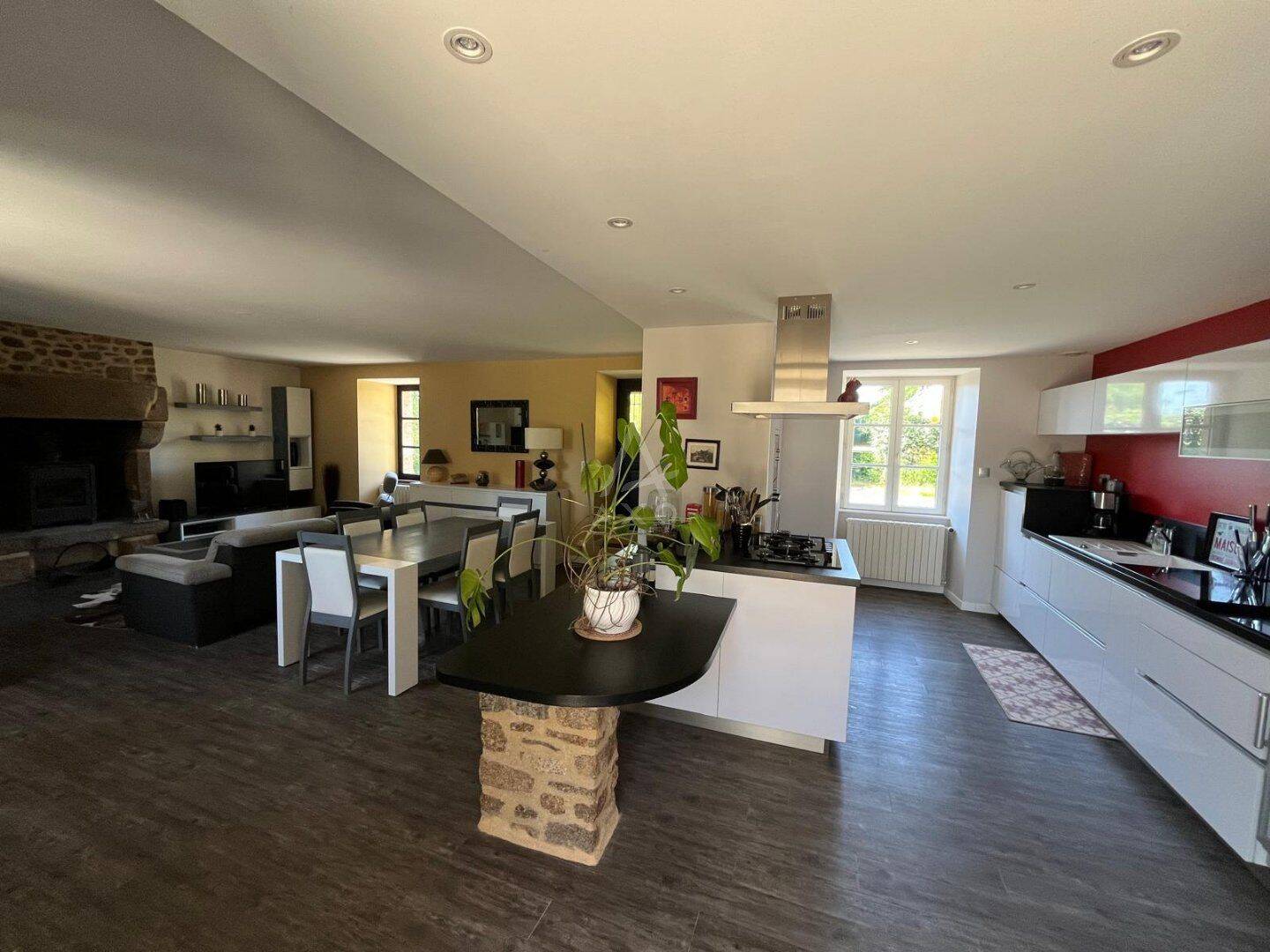 Maison 3 pièces 106 m² · à Val-Couesnon · 106 m² · 168 900 €